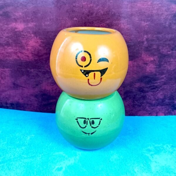 Ball Shape Smiley Ceramic Planters Pot-SK1069